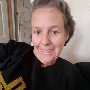 Meet your Posher, Anni